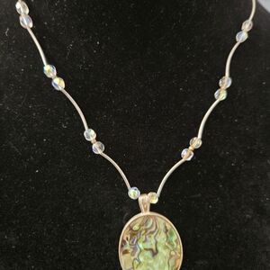 Elegant Abalone Pendant Necklace